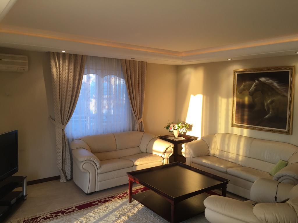 Alden Iii Apartment *